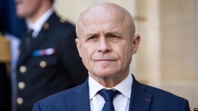 الخارجية الفرنسية تعتزم إعفاء سفيرها في تونس من مهامه