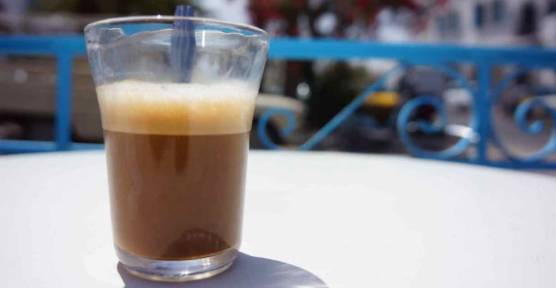 بسبب كورونا احذروا شرب القهوة في كأس زجاجي