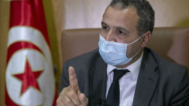 وزير الصحة ولجنة مجابهة فيروس كورونا ضد قرار فتح الحدود