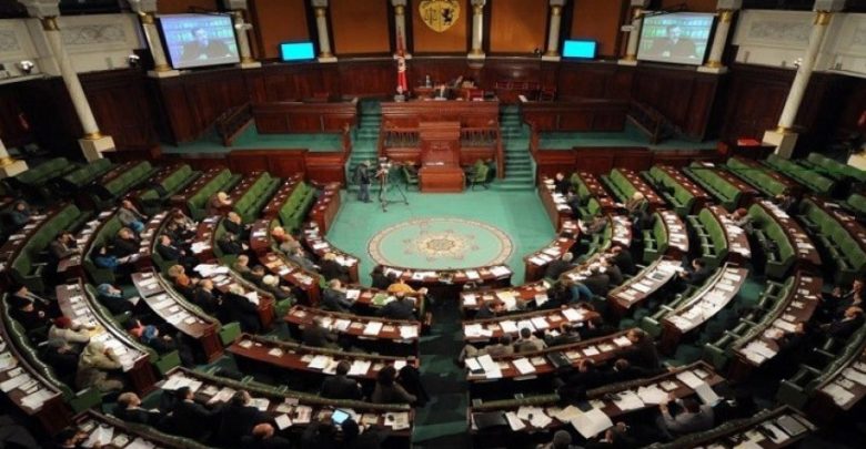 عاجل البرلمان يصادق على مقترح قانون إنتداب من طالت بطالتهم 10 سنوات فأكثر