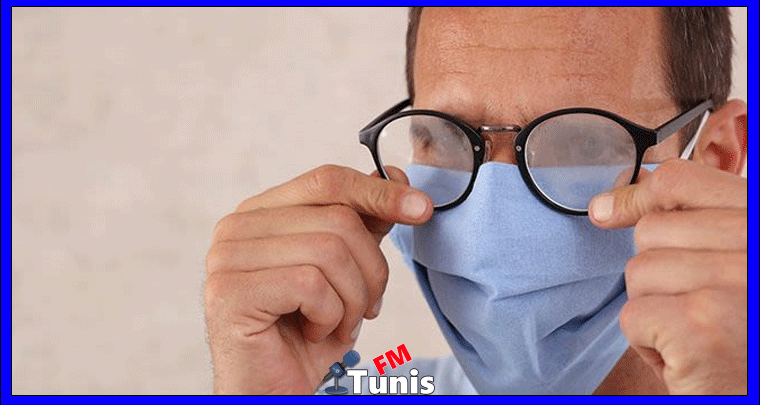 طبيب مختص الكمامة قد تسبب بعض المضايقات بالنسبة لمرتدي النظارات الطبية