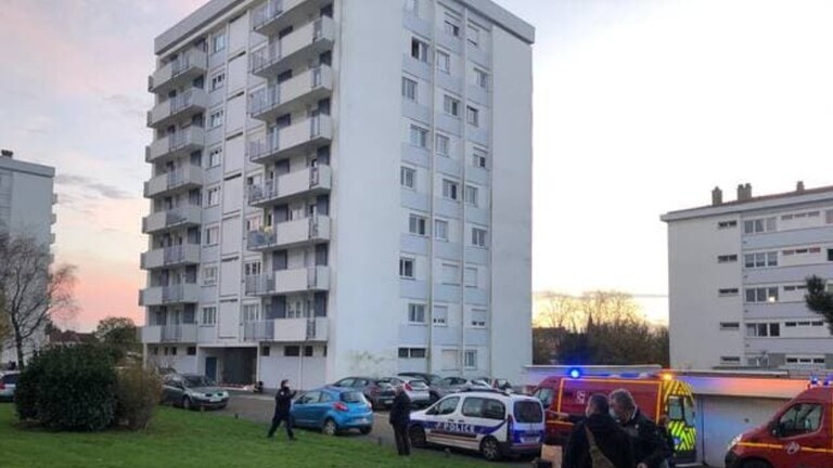 فرنسا مقتل شخصين وإصابة ثالث بجروح خطيرة بعد تعرضهم لهجوم