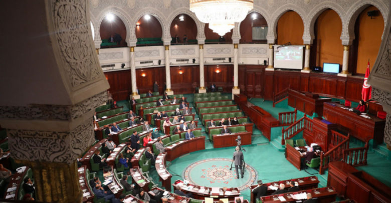 هذه عقوبة كلّ نائب يتجاوز النظام الداخلي للبرلمان...