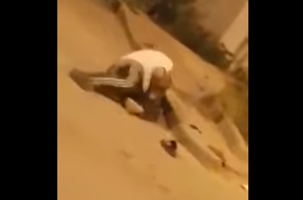 فيديو وفاة مصاب بكورونا مختنقا أمام مستشفى ابن الجزار